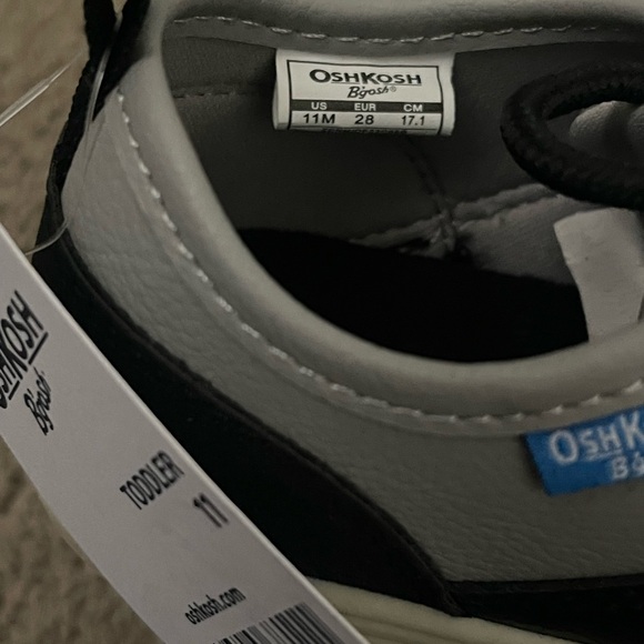 Oshkosh shoes toddler - Picture 4 of 5